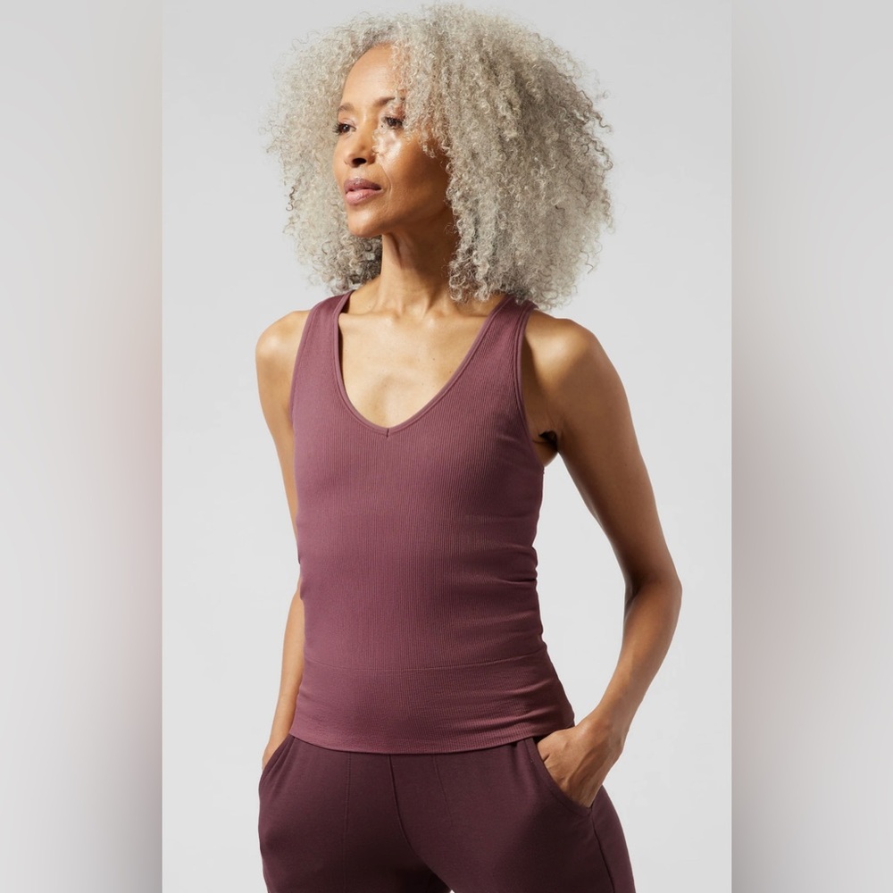 - ATHLETA AURORA RIBBED TANK IN TAWNY ROSE NWTAND NWOT VARIOUS SIZES